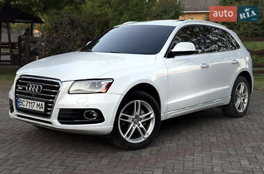 Позашляховик / Кросовер Audi Q5 2016 в 
