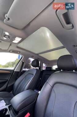 Позашляховик / Кросовер Audi Q5 2015 в 