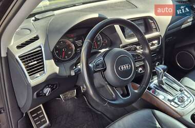 Внедорожник / Кроссовер Audi Q5 2015 в 