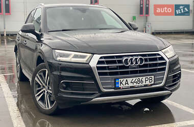 Позашляховик / Кросовер Audi Q5 2020 в Києві