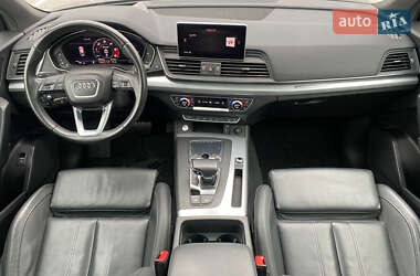 Позашляховик / Кросовер Audi Q5 2020 в 