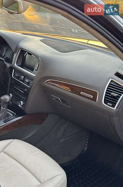 Внедорожник / Кроссовер Audi Q5 2015 в 