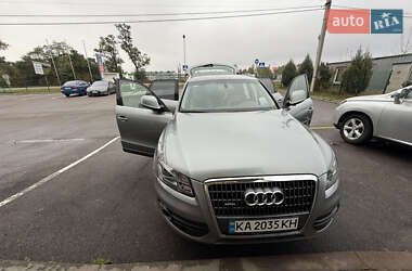 Внедорожник / Кроссовер Audi Q5 2010 в 