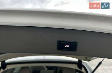 Внедорожник / Кроссовер Audi Q5 2011 в 