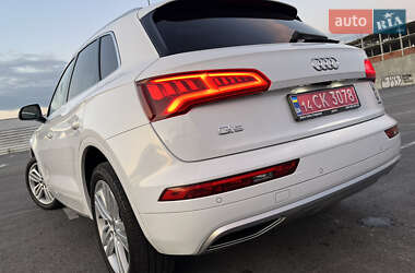 Внедорожник / Кроссовер Audi Q5 2019 в 