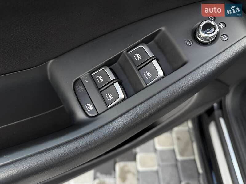 Позашляховик / Кросовер Audi Q5 2015 в Львові