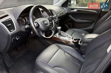 Внедорожник / Кроссовер Audi Q5 2015 в 