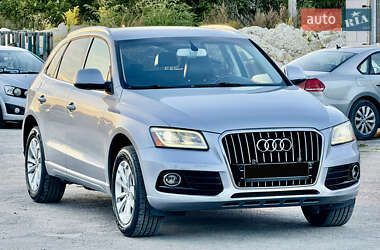 Позашляховик / Кросовер Audi Q5 2015 в 