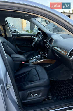 Позашляховик / Кросовер Audi Q5 2015 в 