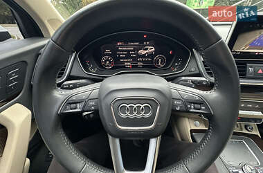 Внедорожник / Кроссовер Audi Q5 2019 в 