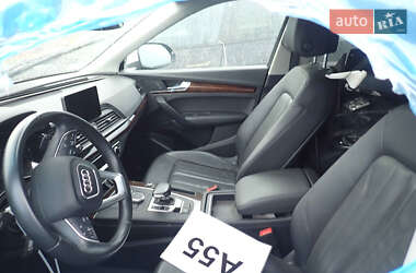 Позашляховик / Кросовер Audi Q5 2019 в 