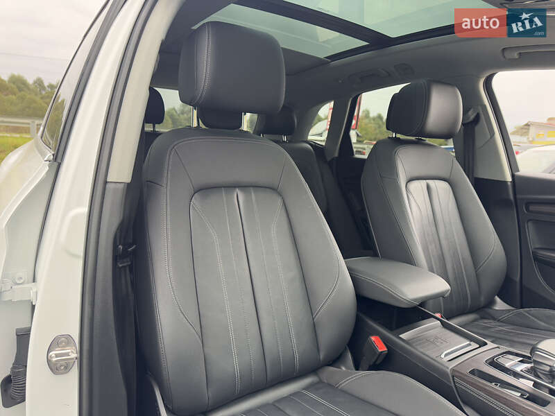 Внедорожник / Кроссовер Audi Q5 2020 в Стрые