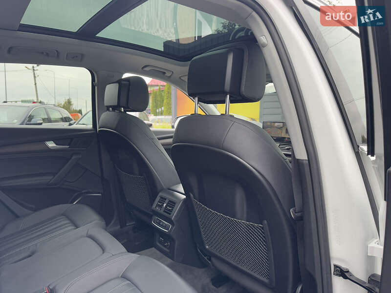 Внедорожник / Кроссовер Audi Q5 2020 в Стрые