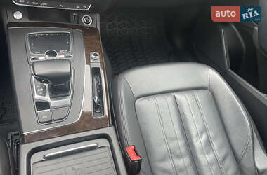 Внедорожник / Кроссовер Audi Q5 2019 в 
