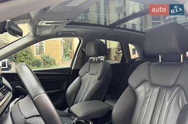 Внедорожник / Кроссовер Audi Q5 2021 в 