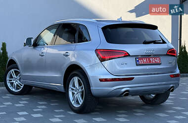 Позашляховик / Кросовер Audi Q5 2015 в 