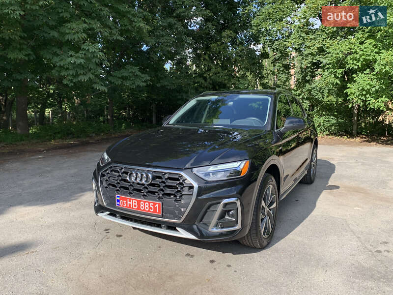 Внедорожник / Кроссовер Audi Q5 2023 в 
