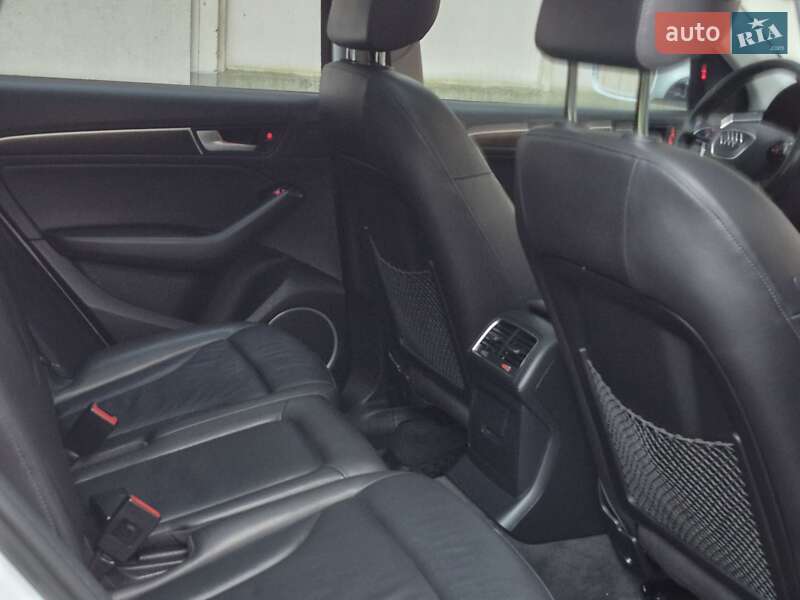 Внедорожник / Кроссовер Audi Q5 2015 в Львове