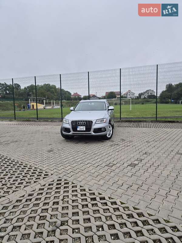 Позашляховик / Кросовер Audi Q5 2016 в Івано-Франківську