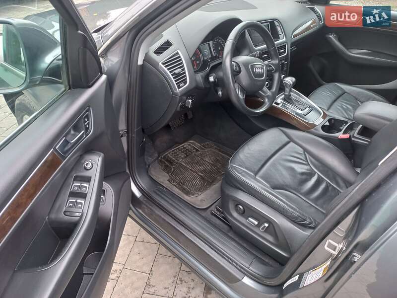 Внедорожник / Кроссовер Audi Q5 2015 в Шептицькому