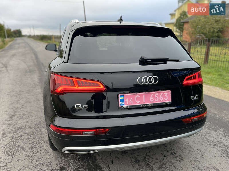 Внедорожник / Кроссовер Audi Q5 2018 в Надворной