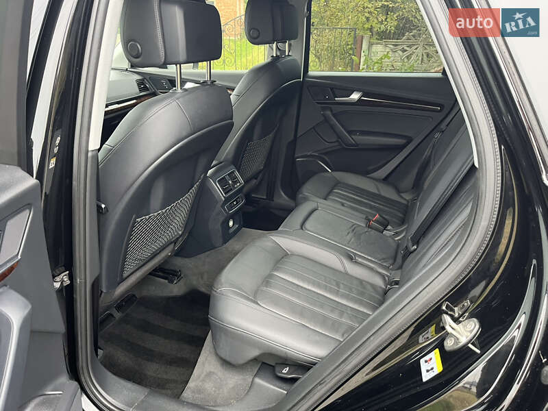 Внедорожник / Кроссовер Audi Q5 2018 в Надворной