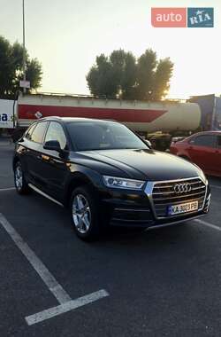 Внедорожник / Кроссовер Audi Q5 2017 в Киеве