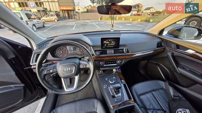 Внедорожник / Кроссовер Audi Q5 2017 в Киеве