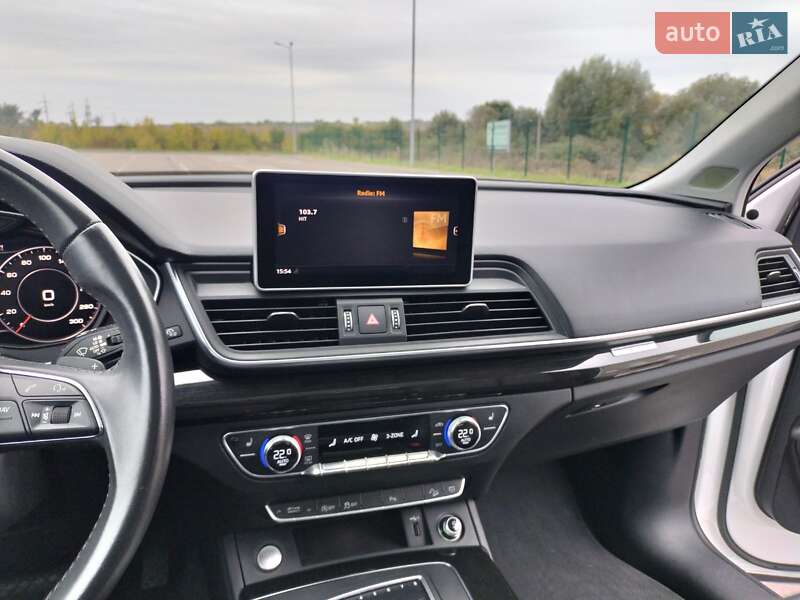 Внедорожник / Кроссовер Audi Q5 2020 в Ровно