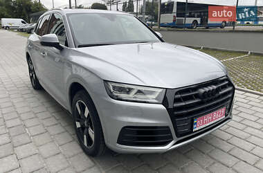Внедорожник / Кроссовер Audi Q5 2018 в Ровно