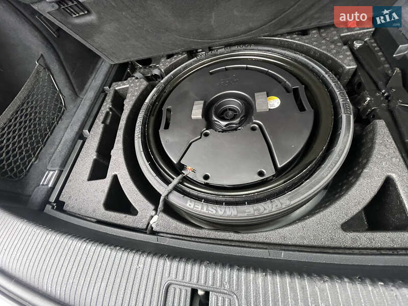 Внедорожник / Кроссовер Audi Q5 2018 в Ровно