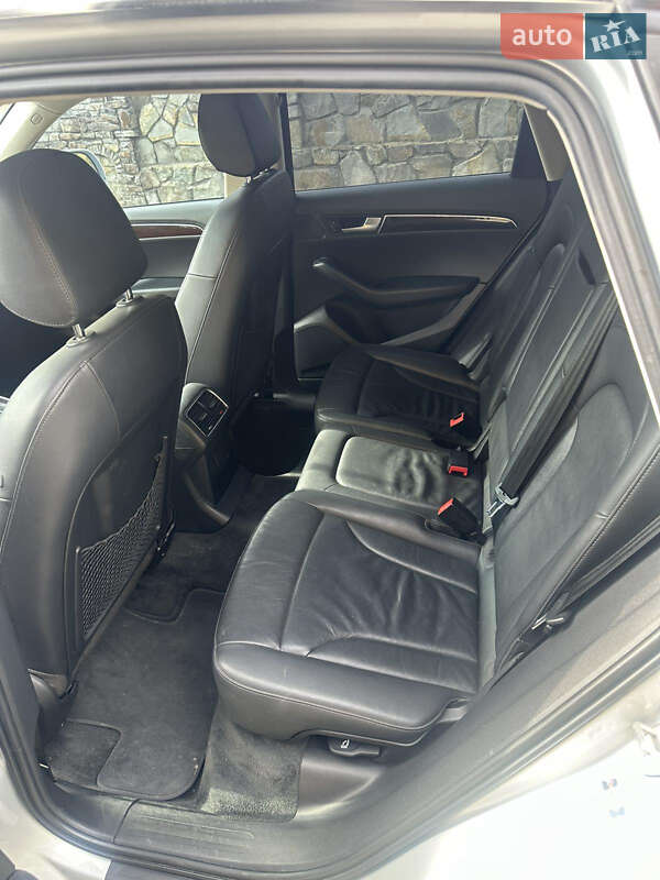 Внедорожник / Кроссовер Audi Q5 2012 в Львове