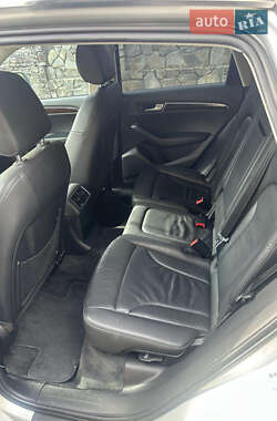 Внедорожник / Кроссовер Audi Q5 2012 в 