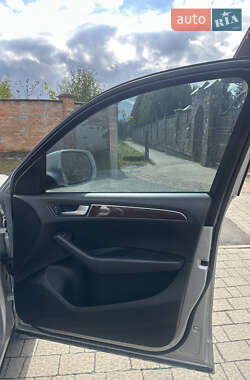 Внедорожник / Кроссовер Audi Q5 2012 в 