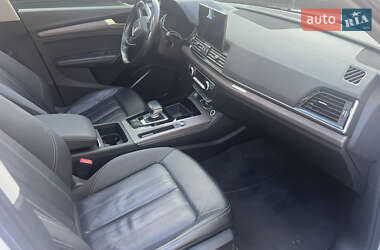 Внедорожник / Кроссовер Audi Q5 2020 в 