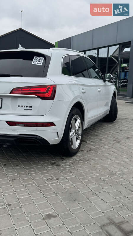 Позашляховик / Кросовер Audi Q5 2022 в Києві