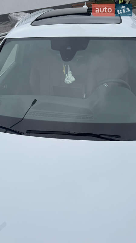 Позашляховик / Кросовер Audi Q5 2022 в Києві