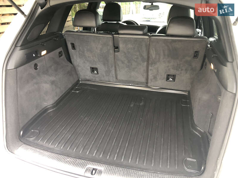 Внедорожник / Кроссовер Audi Q5 2013 в Луцке