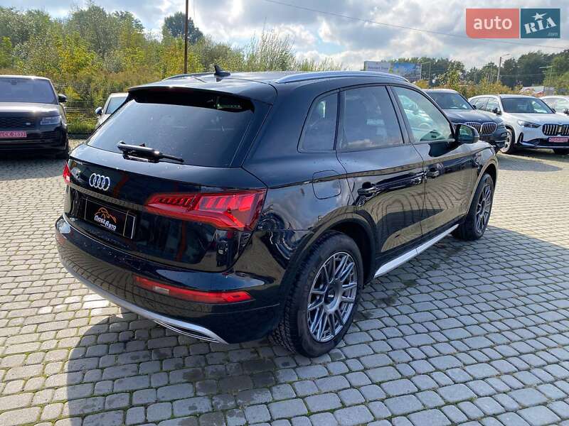 Внедорожник / Кроссовер Audi Q5 2017 в Львове