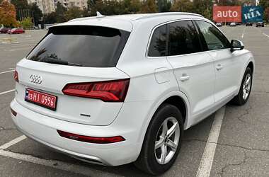 Внедорожник / Кроссовер Audi Q5 2019 в 