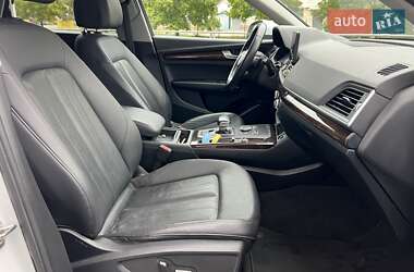 Внедорожник / Кроссовер Audi Q5 2019 в 