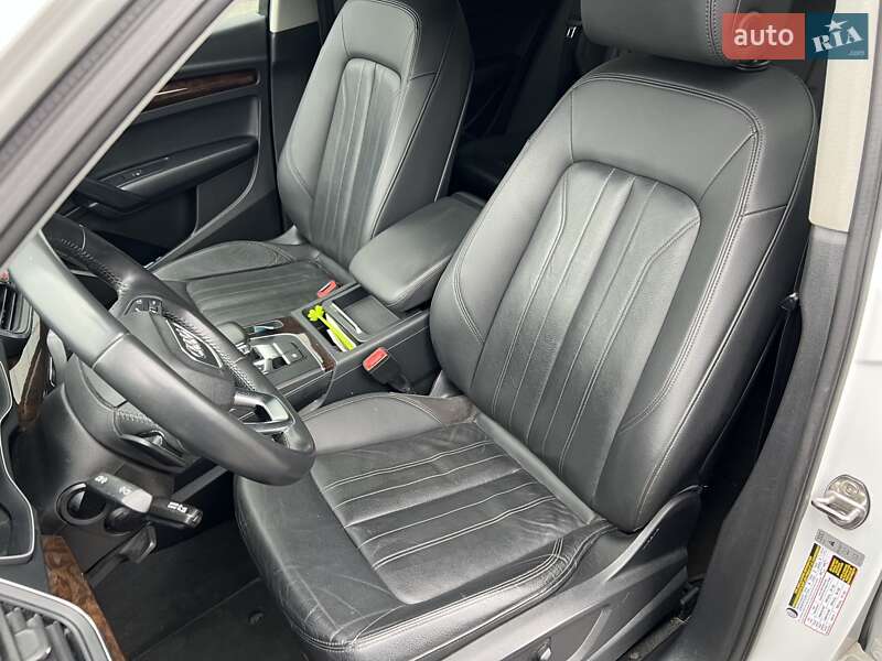 Внедорожник / Кроссовер Audi Q5 2019 в Киеве