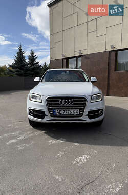 Внедорожник / Кроссовер Audi Q5 2015 в 