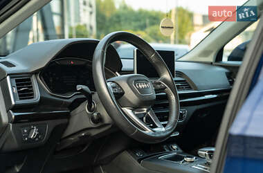 Внедорожник / Кроссовер Audi Q5 2018 в 