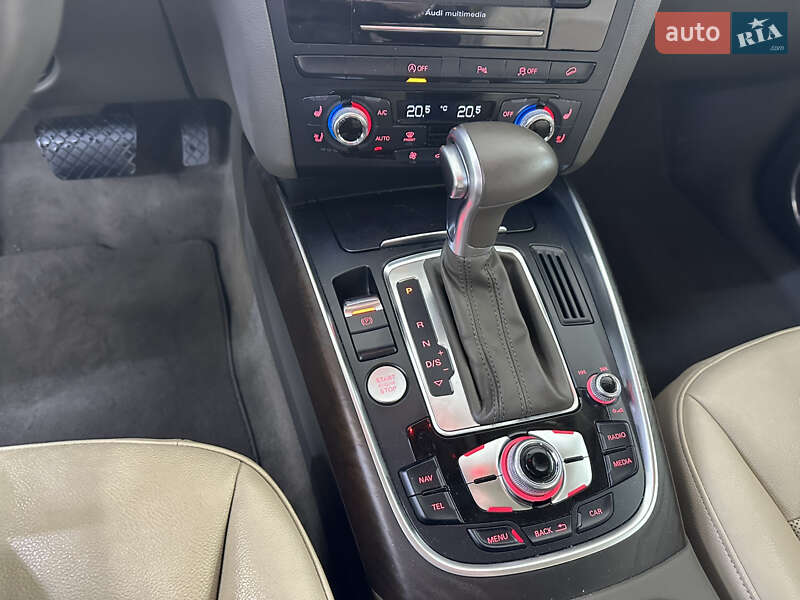 Внедорожник / Кроссовер Audi Q5 2015 в Киеве