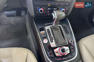Внедорожник / Кроссовер Audi Q5 2015 в 