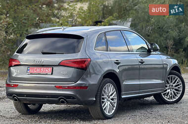 Внедорожник / Кроссовер Audi Q5 2016 в 