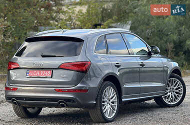 Внедорожник / Кроссовер Audi Q5 2016 в 