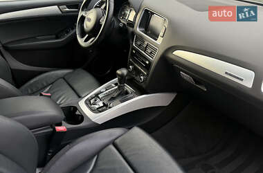 Внедорожник / Кроссовер Audi Q5 2016 в 