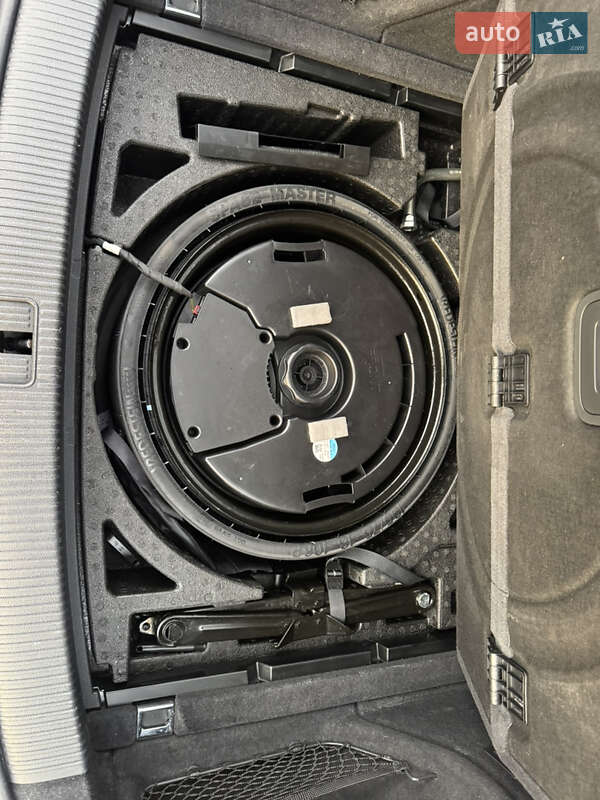 Внедорожник / Кроссовер Audi Q5 2018 в Луцке фото 44 Внедорожник / Кроссовер Audi Q5 2018 в Луцке